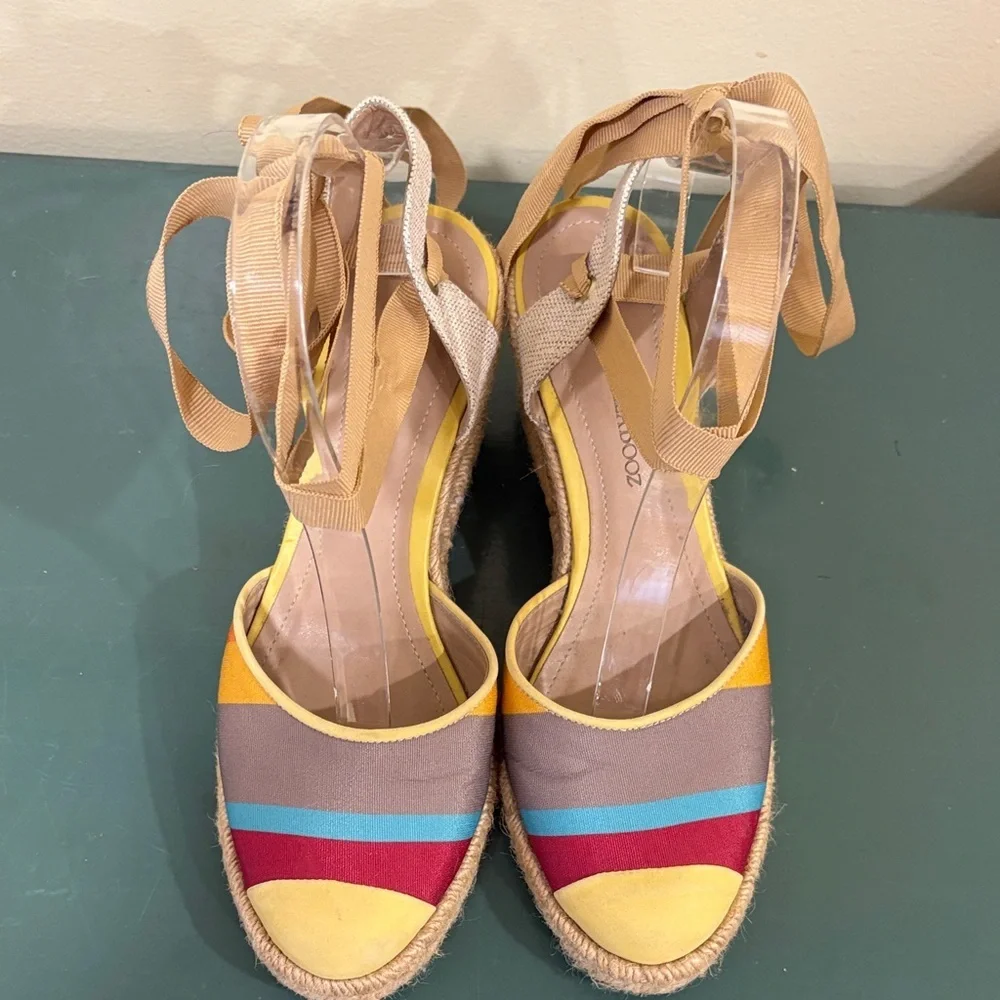Anthropologie Raphaella Booz Woven Wedge Espadrilles. Size 37